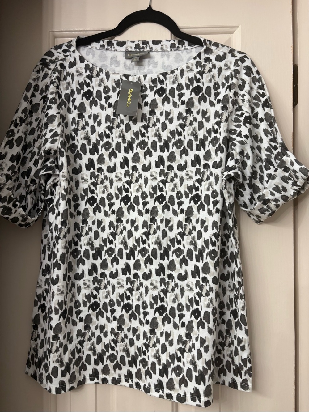 Style & Co. White and Black Leopard Print Short Sleeve Top